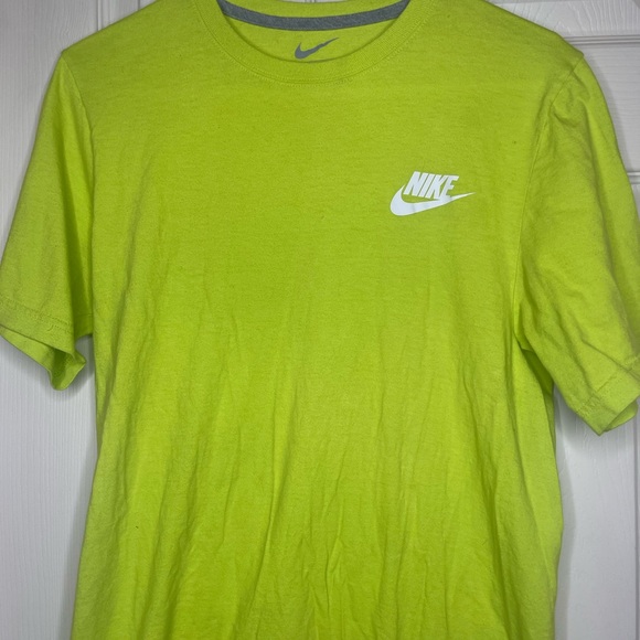 Nike men’s neon yellow tshirt sz small - Picture 2 of 6